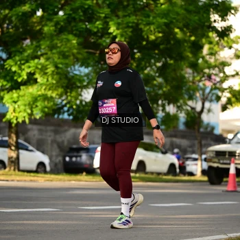 Runner Photo 4052120