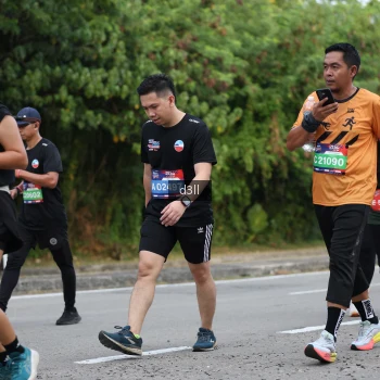 Runner Photo 4052133