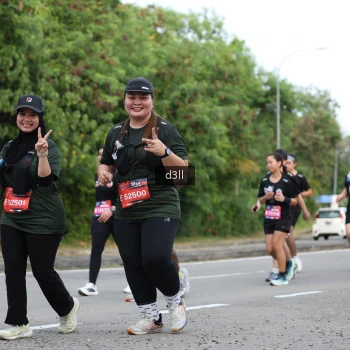 Runner Photo 4052300