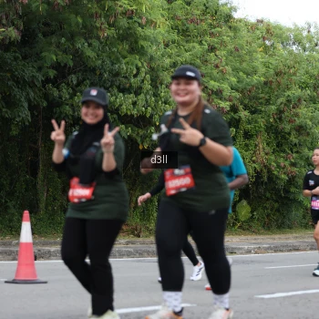 Runner Photo 4052404
