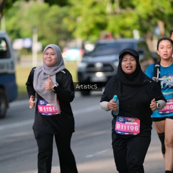 Runner Photo 4052456
