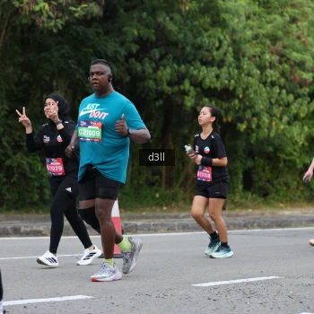 Runner Photo 4052464