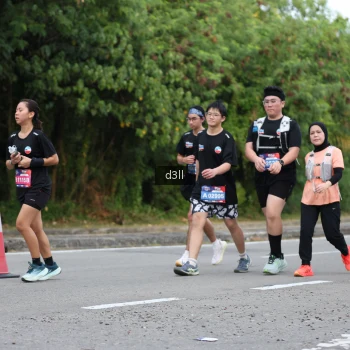 Runner Photo 4052480