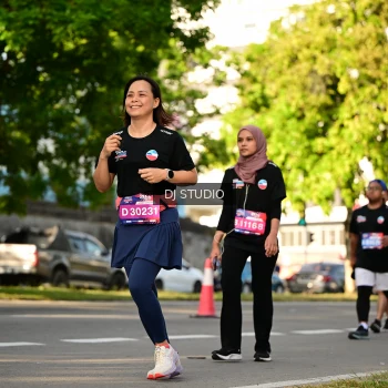 Runner Photo 4052745