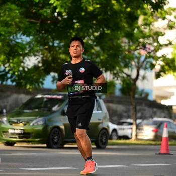 Runner Photo 4052787