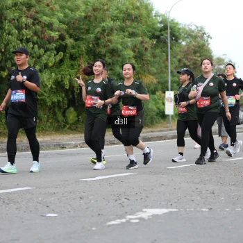 Runner Photo 4053011