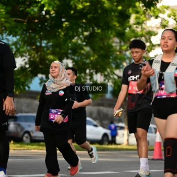 Runner Photo 4053060