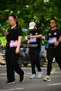 Runner Photo 4053067