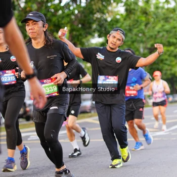Runner Photo 4053093