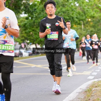 Runner Photo 4053109