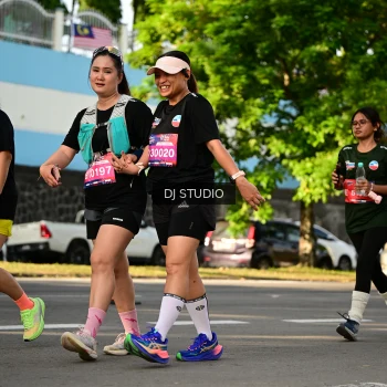 Runner Photo 4053110