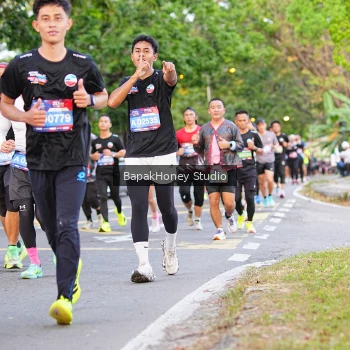 Runner Photo 4053144