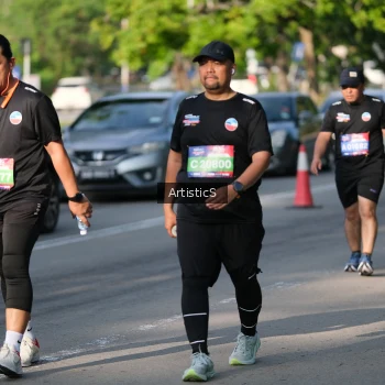 Runner Photo 4053168