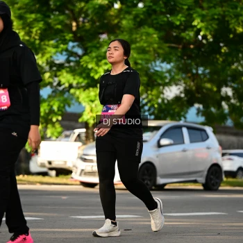Runner Photo 4053196