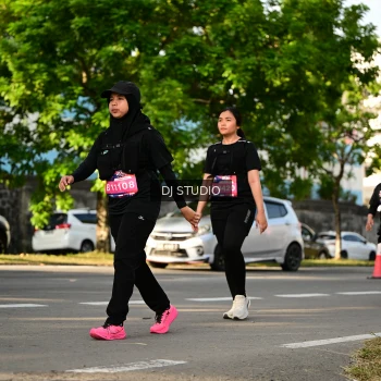 Runner Photo 4053197