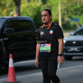 Runner Photo 4053203