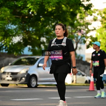 Runner Photo 4053343