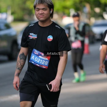 Runner Photo 4053349