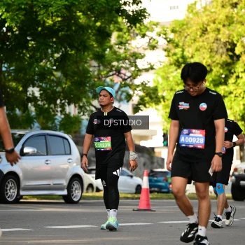 Runner Photo 4053359
