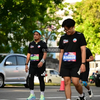 Runner Photo 4053365