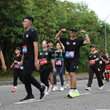 Runner Photo 4053375