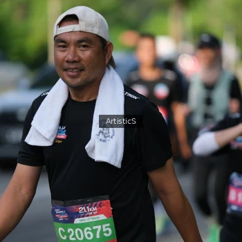 Runner Photo 4053377