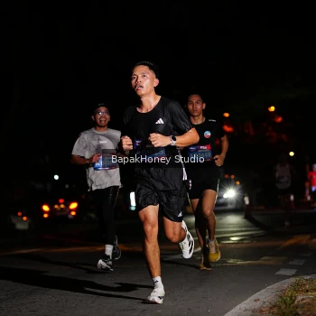 Runner Photo 4053380