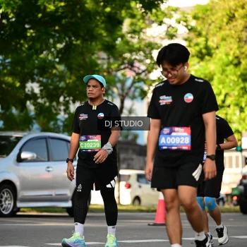 Runner Photo 4053383