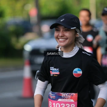 Runner Photo 4053396