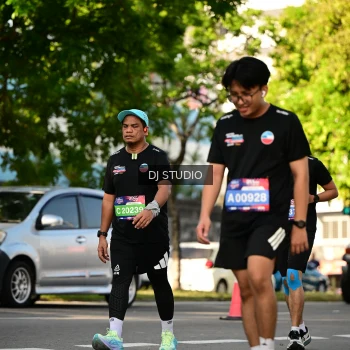 Runner Photo 4053397