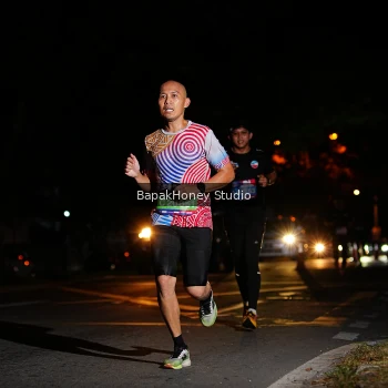 Runner Photo 4053409
