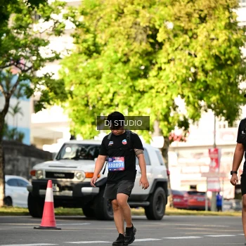 Runner Photo 4053416