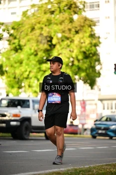 Runner Photo 4053425