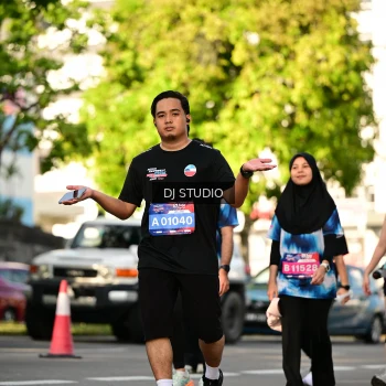 Runner Photo 4053448