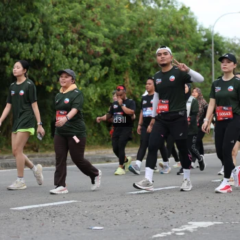 Runner Photo 4053453