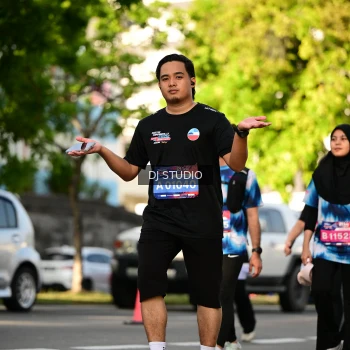 Runner Photo 4053456