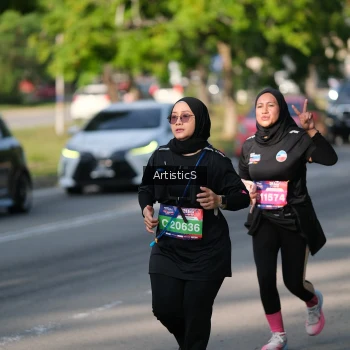 Runner Photo 4053492