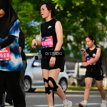 Runner Photo 4053495