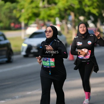 Runner Photo 4053496