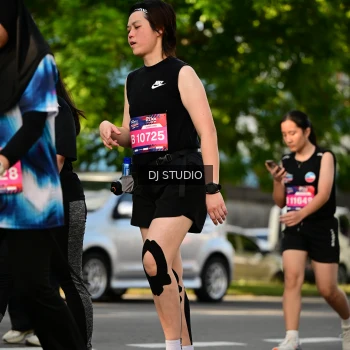 Runner Photo 4053501