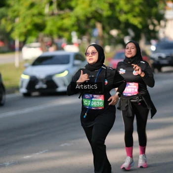 Runner Photo 4053513