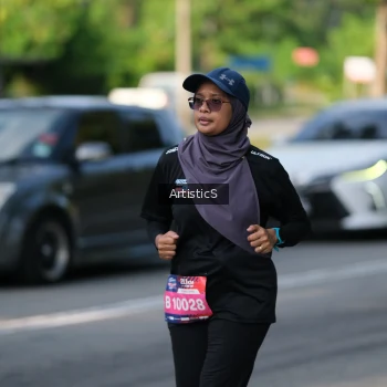 Runner Photo 4053593
