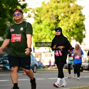 Runner Photo 4053600