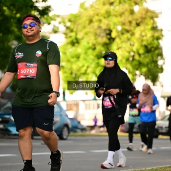 Runner Photo 4053603