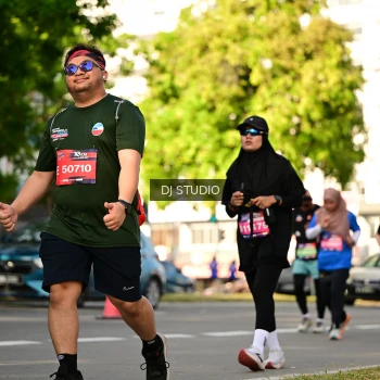Runner Photo 4053613
