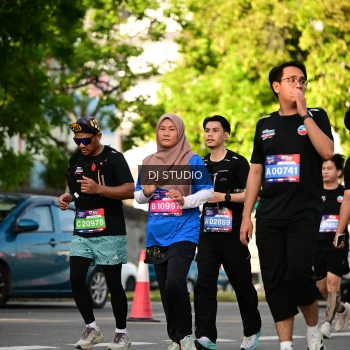 Runner Photo 4053627