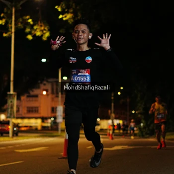 Runner Photo 4053645