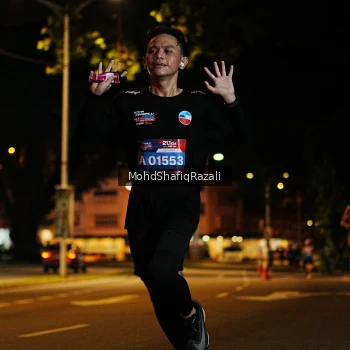 Runner Photo 4053648