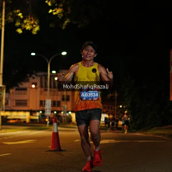 Runner Photo 4053649