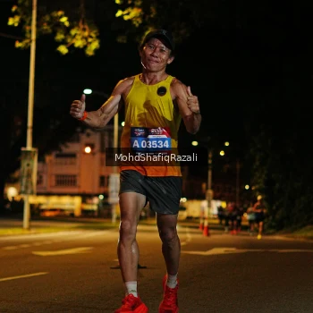 Runner Photo 4053655